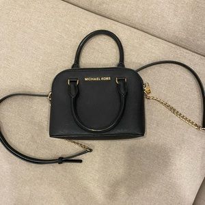 Michael Kors mini purse - great condition